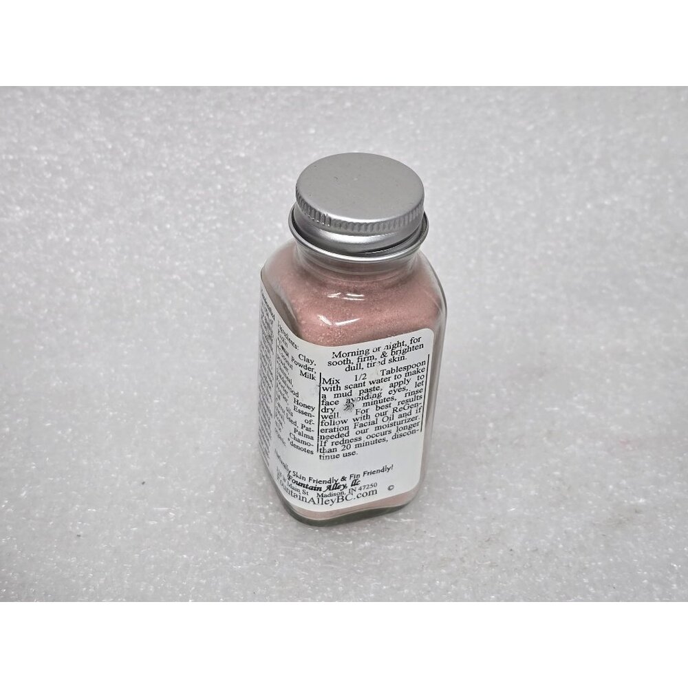 Mud On Your Face Carrot & Sandalwood Purifying & Refining Facial Mask .90 oz